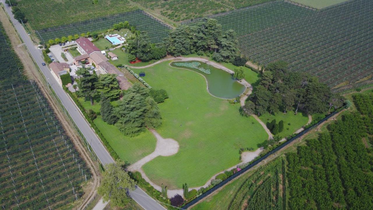 בית הארחה סונה 	Antica Corte La Valle מראה חיצוני תמונה